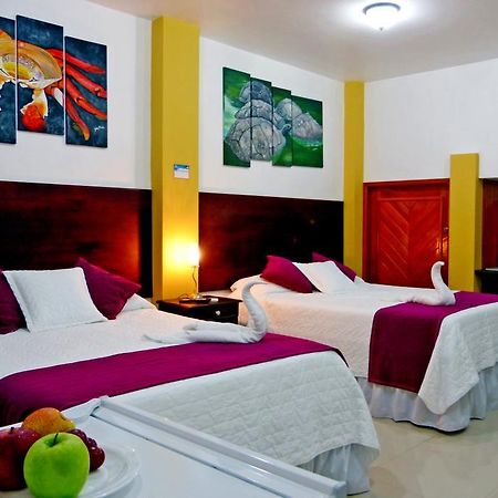 Hospedaje Brisas Del Pacifico Puerto Ayora  Camera foto